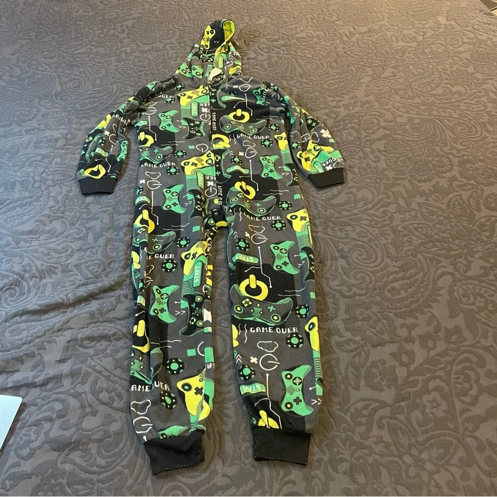 Kids Gaming-Themed One Piece Pajama Size M/M 7/8